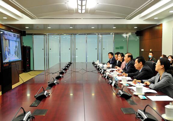 辛保安總經理與SAP公司全球執(zhí)行董事會成員、全球業(yè)務總裁傅美黛舉行視頻會談