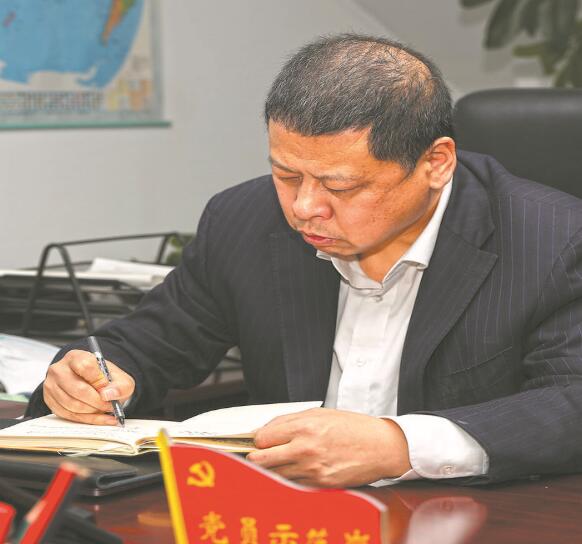 有他在，大家心里就有底了——記國家電網有限公司特等勞動模范汪波