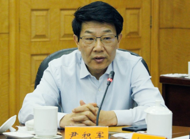 國網(wǎng)浙江省電力有限公司董事長、黨委書記  尹積軍：以“一體四翼”發(fā)展布局落地實踐 推動浙江高質(zhì)量實現(xiàn)碳達峰