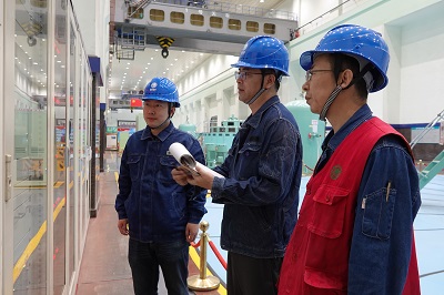 國網(wǎng)劉家峽水電廠節(jié)日保電，我在光明源頭堅守