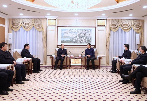 國家電網(wǎng)董事長辛保安、總經(jīng)理張智剛與江蘇省省長許昆林舉行會(huì)談