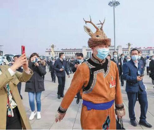電力先行 服務民族地區(qū)加快發(fā)展——訪全國人大代表、內蒙古自治區(qū)鄂倫春自治旗人大常委會主任代喜院