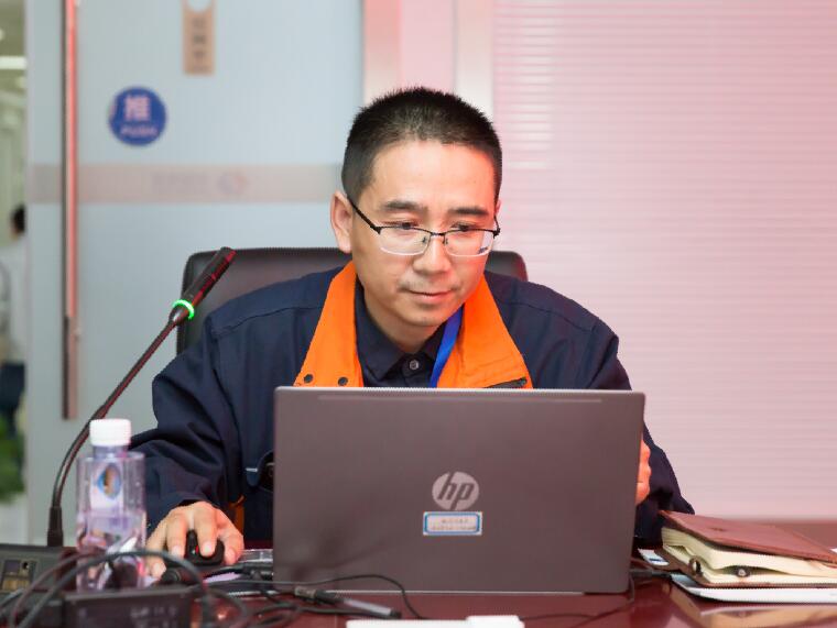 周效峰：半生矢志赴山河，鬢華雖改血仍殷