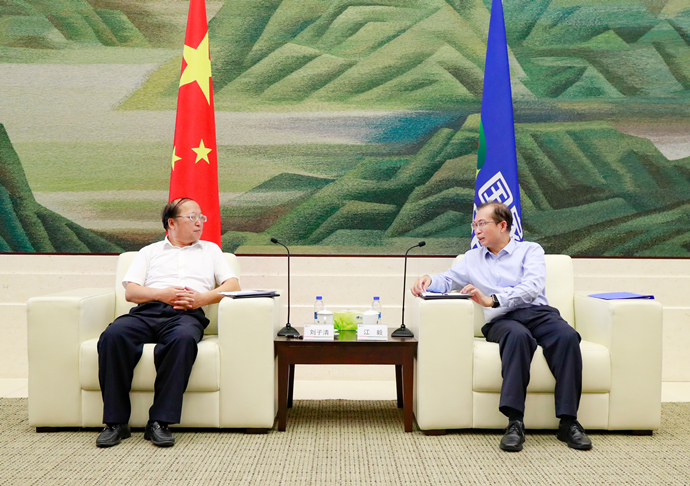 國家電投總經(jīng)理、黨組副書記江毅會見湖北省武漢市委常委、武漢經(jīng)開區(qū)工委書記劉子清