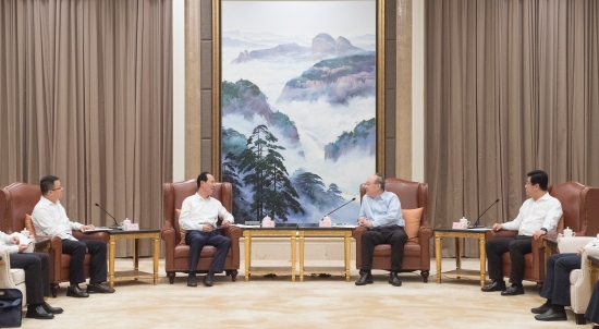 中國(guó)電建集團(tuán)公司黨委書(shū)記、董事長(zhǎng)丁焰章拜會(huì)福建省委書(shū)記尹力、省長(zhǎng)趙龍