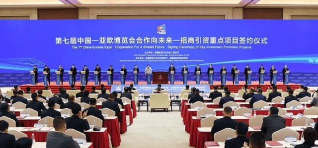 鋁業(yè)巨頭600億元進軍光伏，建設(shè)30萬噸多晶硅、20GW硅片、6GW電站等