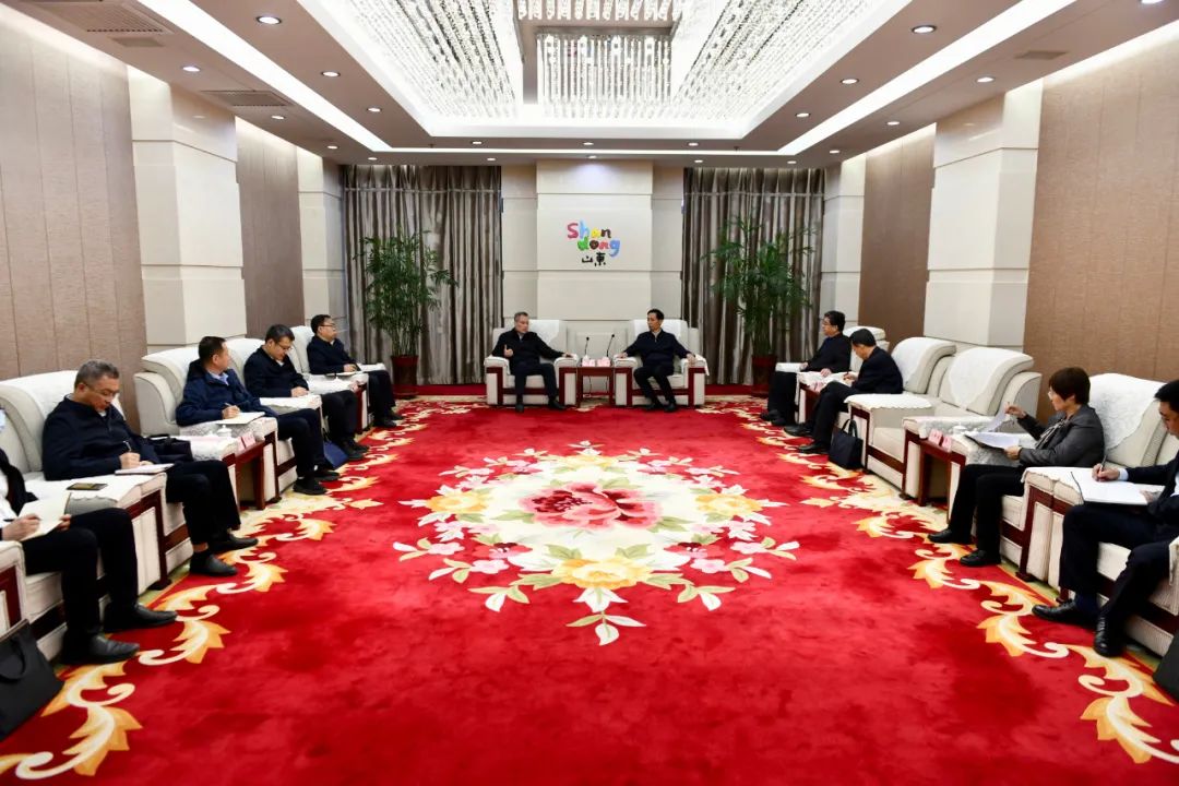 大唐山東發(fā)電公司黨委書記、董事長趙永力拜會菏澤市委副書記、市長張倫