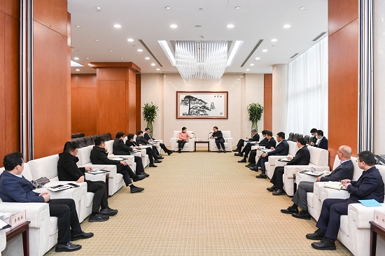 華能集團總經(jīng)理、黨組副書記鄧建玲會見常州市市長盛蕾