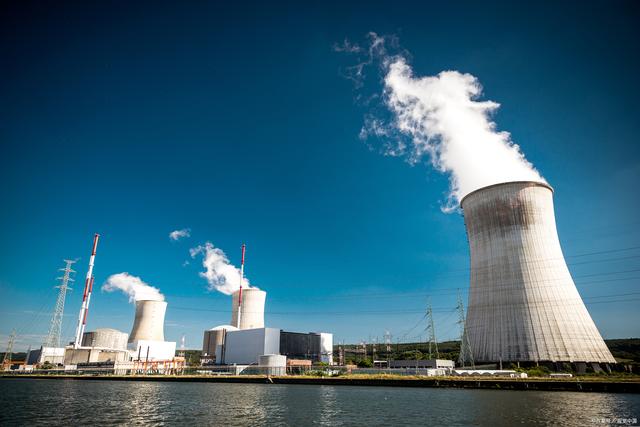 核電報(bào)告：綠電基建大時(shí)代，核電迎再次騰飛