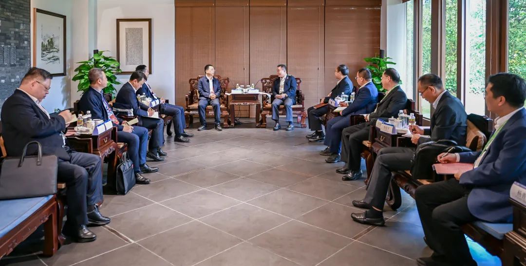 大唐集團(tuán)黨組書記、董事長鄒磊與海南省副省長倪強(qiáng)會談