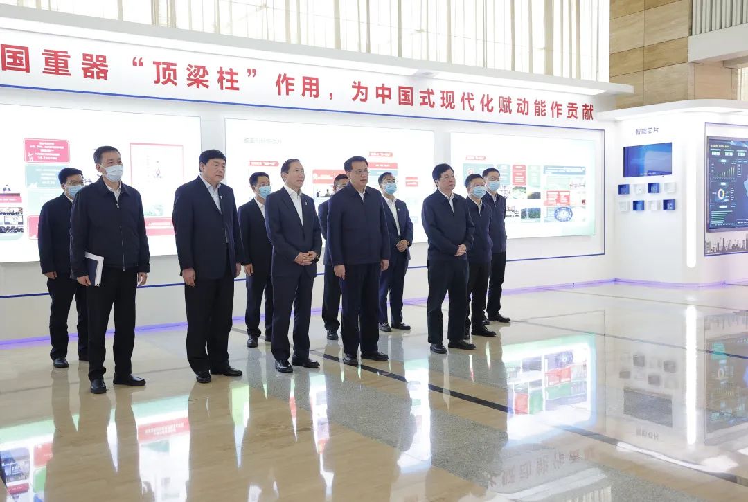 重慶市委書記袁家軍、市長(zhǎng)胡衡華與國(guó)家電網(wǎng)董事長(zhǎng)辛保安、總經(jīng)理張智剛會(huì)談