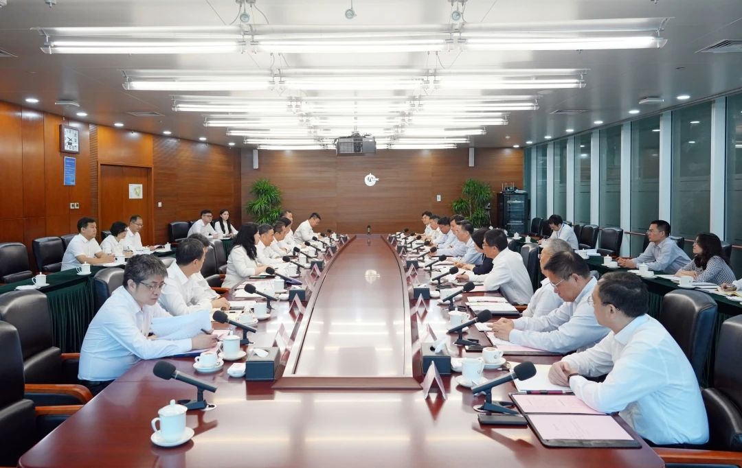 中國(guó)能建黨委書記、董事長(zhǎng)宋海良與中國(guó)海油黨組書記、董事長(zhǎng)汪東進(jìn)會(huì)談
