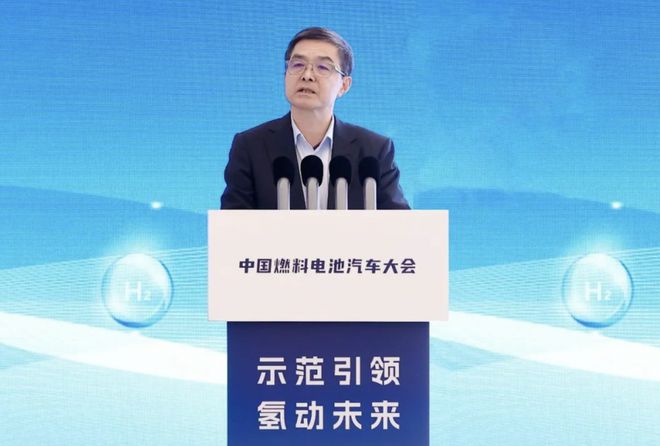 歐陽明高：以綠電制氫為源頭推動，氫燃料電池汽車