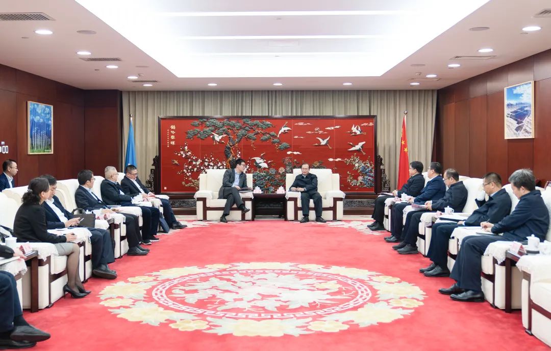 華電黨組書記、董事長江毅會見上海電氣集團黨委書記、董事長吳磊