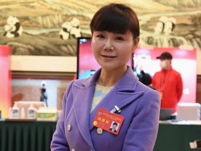 四川省政協(xié)委員李佳蔚：四川要優(yōu)化碳產(chǎn)品、參與碳交易，不斷完善碳設(shè)施