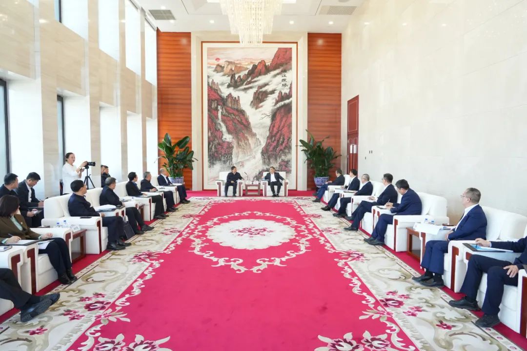 中國能建黨委書記、董事長宋海良與吉林省副省長李國強(qiáng)會(huì)談