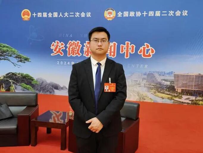 全國人大代表、國軒高科姚金?。簶?biāo)準(zhǔn)、技術(shù)、產(chǎn)業(yè)鏈多管齊下，推動電化學(xué)儲能產(chǎn)業(yè)高質(zhì)量發(fā)展