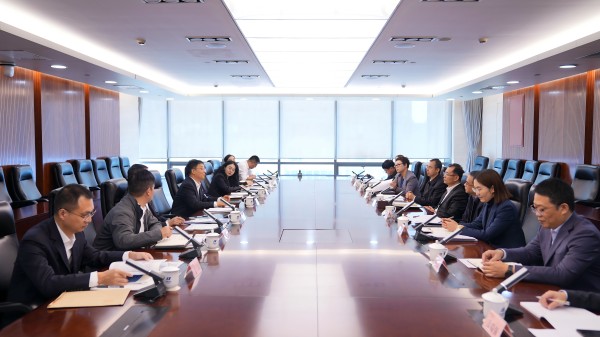 華電黨組副書記祖斌會(huì)見南方電網(wǎng)黨組副書記、董事劉啟宏