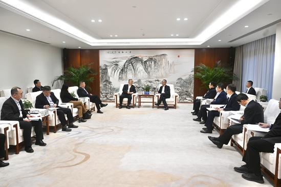 中國電建黨委副書記、總經(jīng)理王斌與中國機電商會黨委書記、會長張鈺晶舉行會談