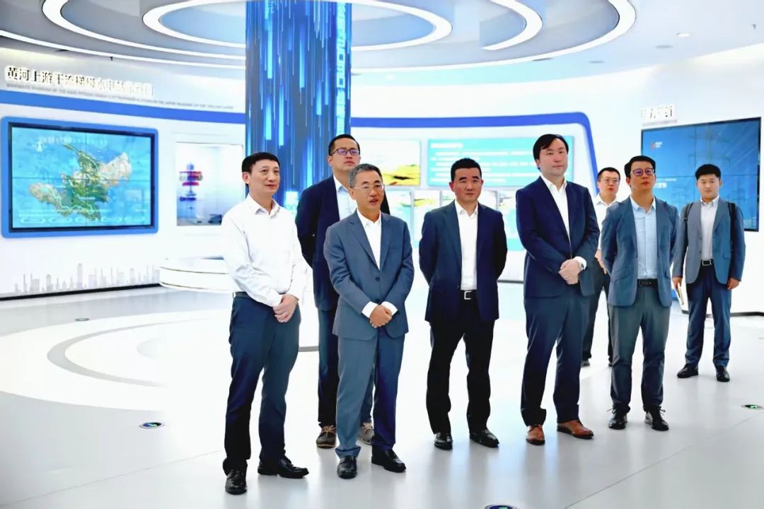 黃河公司黨委書記、董事長(zhǎng)姚小彥會(huì)見華為董事、華為數(shù)字能源總裁侯金龍
